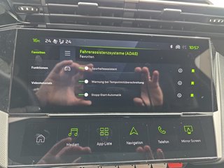 Peugeot 308 GT Hybrid 145 Matrix/18*Alu/Navi/Kamera  ** - foto 37