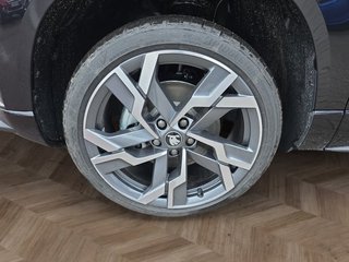 Skoda Karoq Sportline 1,5TSI DSG 4*J.Gar/Pano/aAHK/Matrix/Navi    ** - foto 11