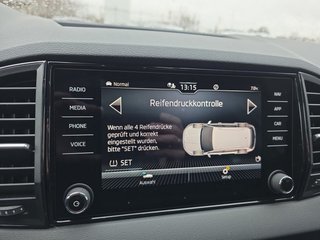 Skoda Karoq Sportline 1,5TSI DSG 4*J.Gar/Pano/aAHK/Matrix/Navi    ** - foto 32