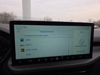 Ford Kuga ST-Line 2.5 Plug-in-Hybrid Keyless/Winterp/LED/Navi  ** - bilder 23