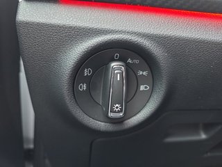 Skoda Kamiq Monte Carlo 1,5TSI DSG 4*J.Gar/AHK/18*Alu/el.Klappe  ** - bilder 22