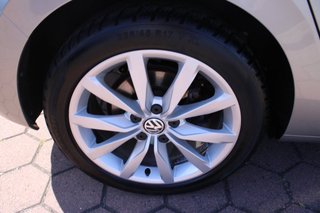 Volkswagen Golf VII Sportsvan 1.4 TSI DSG Navi/Xenon/Sitzh./Temp. - bilder 7