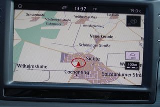 Volkswagen Golf VII Sportsvan 1.4 TSI DSG Navi/Xenon/Sitzh./Temp. - bilder 11