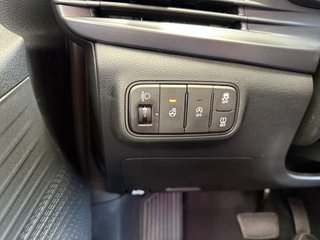Hyundai i20 1.0 T-GDI 7DCT Navi/LED/Kamera/Winterp/Keyless  ** - bilder 17