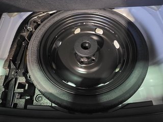 Skoda Karoq Sportline 1,5TSI DSG 4*J.Gar/aAHK/Matrix/Navi  ** - foto 15