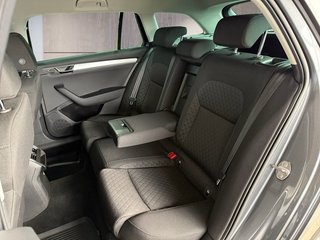 Skoda Superb Combi 1,5TSI DSG Navi/Kamera/el.Klappe/Kessy         ** - bilder 8