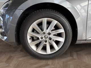 Skoda Superb Combi 1,5TSI DSG Navi/Kamera/el.Klappe/Kessy         ** - bilder 9