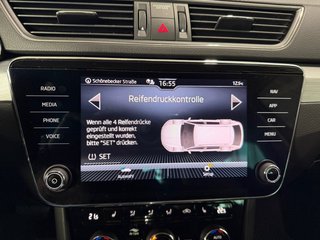 Skoda Superb Combi 1,5TSI DSG Navi/Kamera/el.Klappe/Kessy         ** - bilder 27