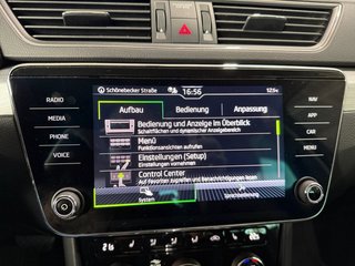 Skoda Superb Combi 1,5TSI DSG Navi/Kamera/el.Klappe/Kessy         ** - bilder 39