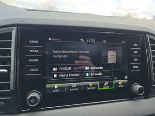 Skoda Karoq Sportline 1,5TSI DSG 4*J.Gar/Pano/aAHK/Matrix/Navi    ** - bilder 24