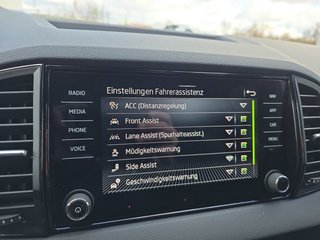 Skoda Karoq Sportline 1,5TSI DSG 4*J.Gar/Pano/aAHK/Matrix/Navi    ** - bilder 40