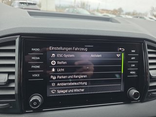Skoda Karoq Sportline 2,0TSI DSG AHK/4*J.Gar/Navi/Matrix   ** - bilder 37