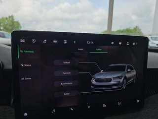 Skoda Superb Combi 2,0TDI DSG Navi/DCC/ACC/Kamera/Sitzhz.   ** - foto 32