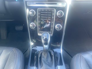 Volvo XC 60 Xenon/Navi/Pano - foto 6