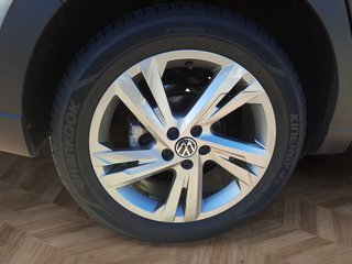 Volkswagen Taigo 1.5 TSI R-Line Navi/LED/ACC/Matrix/Allwetter - bilder 9