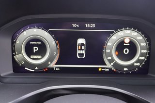 Nissan Qashqai 1,3 DIG-T Xtronic Pano/LED/Navi/Kamera/Keyless  ** - bilder 13