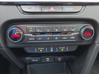 Kia Ceed 1,5 T-GDI 16*Alu/Navi/Kamera/Winterp/Temp. - bilder 20