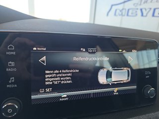 Skoda Kamiq Selection 1,5TSI DSG Kamera/LED/Kessy/Winterp.  ** - bilder 34