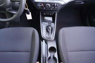 Hyundai i20 1.0 T-GDI 7DCT Voll-LED/Navi/Kamera/Alu/Pdc  ** - bilder 17