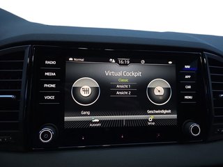 Skoda Karoq Sportline 1,5TSI DSG aAHK/Matrix/Kessy/Winterp.    ** - bilder 32