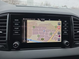 Skoda Karoq 1,5TSI DSG aAHK/Navi/Kamera/LED/ACC/Winterp.   ** - foto 27