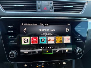 Skoda Superb Combi 1,5TSI DSG Navi/Kamera/el.Klappe/Kessy - bilder 23