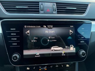 Skoda Superb Combi 1,5TSI DSG Navi/Kamera/el.Klappe/Kessy - bilder 31