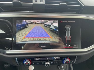 Audi Q3 35 1,5TFSI basis  AHK/LED/Navi - bilder 15