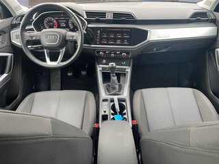 Audi Q3 35 1,5TFSI basis  AHK/LED/Navi - bilder 5