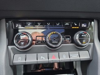 Skoda Karoq Sportline 2,0TDI DSG 4*J.Gar/Pano/aAHK/Matrix/Navi    ** - bilder 23