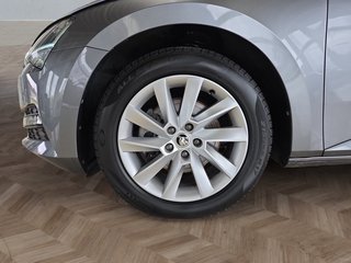 Skoda Superb Combi 1,5TSI DSG Navi/Kamera/el.Klappe/Kessy         ** - bilder 9