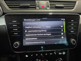Skoda Superb Combi 1,5TSI DSG Navi/Kamera/el.Klappe/Kessy         ** - bilder 32