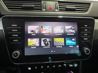 Skoda Superb Combi 1,5TSI DSG Navi/Kamera/el.Klappe/Kessy         ** - bilder 33