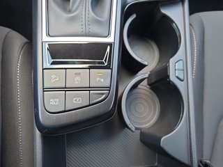 Kia Sportage 1.6 T-GDI DCT ACC/Navi/Winterp/LED/Kamera  ** - bilder 19