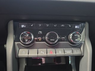 Skoda Karoq 2,0TDI 4x4 DSG 4*J.Gar/aAHK/Kamera/Kessy/Winterp.  ** - foto 28