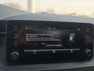 Skoda Kamiq Monte Carlo 1,5TSI DSG Matrix/Kamera/ACC/Kessy/el.Klappe  ** - foto 29