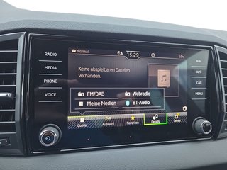 Skoda Karoq Sportline 1,5TSI DSG aAHK/ACC/Matrix/Kessy/el.Klappe - foto 26