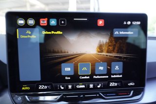 SEAT Leon FR 2,0TDI DSG aAHK/Pano/Matrix/Navi/DCC/Kamera   ** - bilder 31