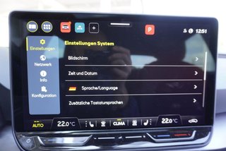 SEAT Leon FR 2,0TDI DSG aAHK/Pano/Matrix/Navi/DCC/Kamera   ** - bilder 39