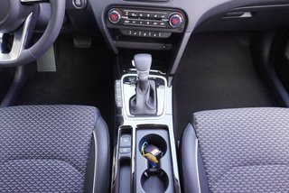 Kia XCeed 1.6GDI Plug-in Hybrid ACC/Navi/Kamera/Keyless/Winterp.  ** - foto 16