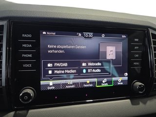 Skoda Karoq Sportline 1,5TSI DSG 4*J.Gar/aAHK/Matrix/Navi  ** - bilder 24