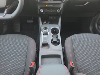 Ford Kuga ST-Line 1,5 186PS Aut.5*J.Gar/LED/Navi/Winterp.  ** - foto 7