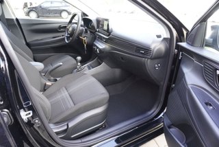 Hyundai i20 1,2 79PS Navi/Winterp/Kamera/Temp/Pdc  ** - bilder 4