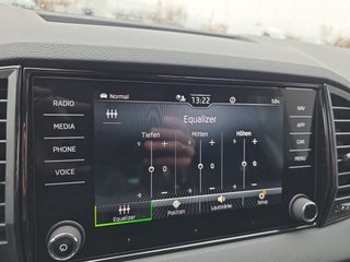 Skoda Karoq Sportline 1,5TSI DSG 4*J.Gar/aAHK/Matrix/Navi  ** - bilder 44