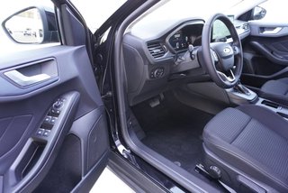 Ford Focus Active X 1,0 155PS aAHK/Navi/Kamera/Winterp. - bilder 3