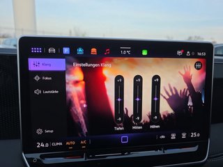 Volkswagen Tiguan 2,0TDI DSG Kamera/LED/ACC/App Connect  ** - foto 41