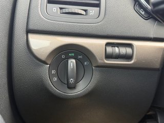 Skoda Yeti 1.4TSI Style DSG 4x4 Green tec AHK/Xenon/Navi - foto 20