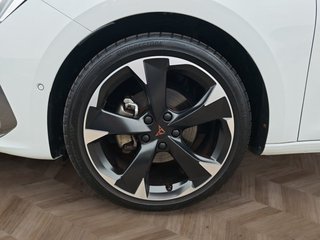 CUPRA Leon ST 1.5eTSI DSG 3*J.Gar/ACC/LED/Kamera/Keyless   ** - bilder 9