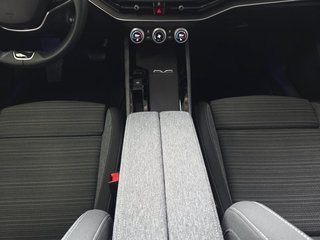 Skoda Superb Combi 2,0TDI DSG Navi/DCC/ACC/Kamera/Sitzhz.  ** - bilder 6