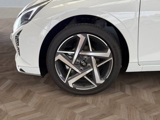Hyundai i20 1.0 T-GDI 7DCT Navi/LED/Kamera/Winterp/Keyless  ** - bilder 11